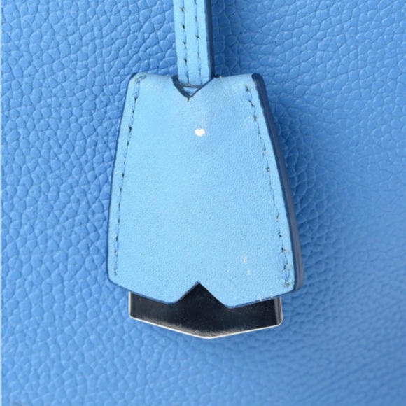 MCM Grained Calfskin Medium Milla Tote - Picture 5 of 16